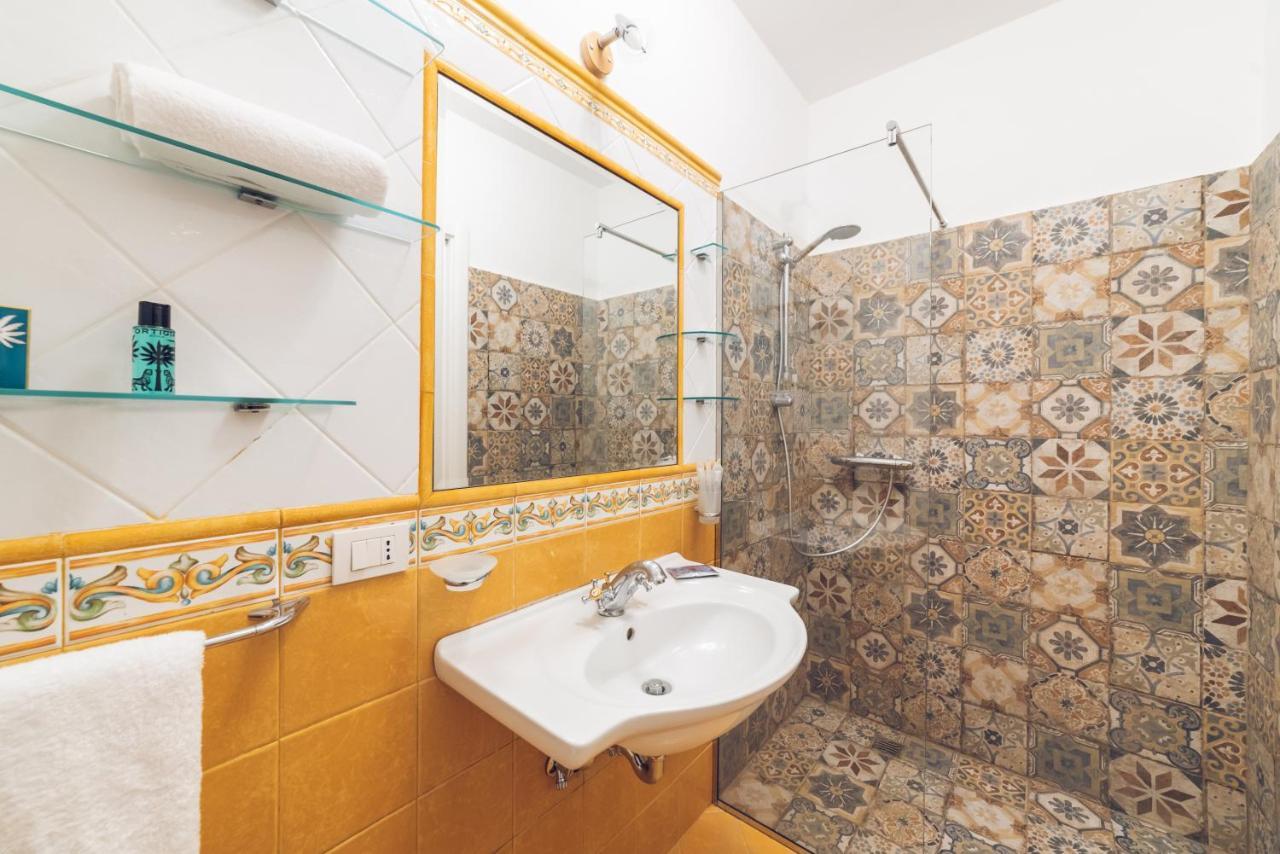 Vilagos Apartments & Loft ตาออร์มินา ภายนอก รูปภาพ