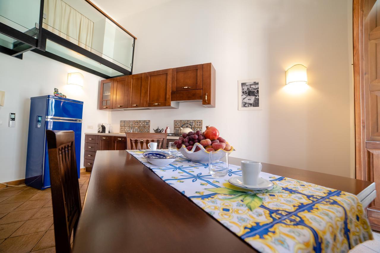 Vilagos Apartments & Loft ตาออร์มินา ภายนอก รูปภาพ